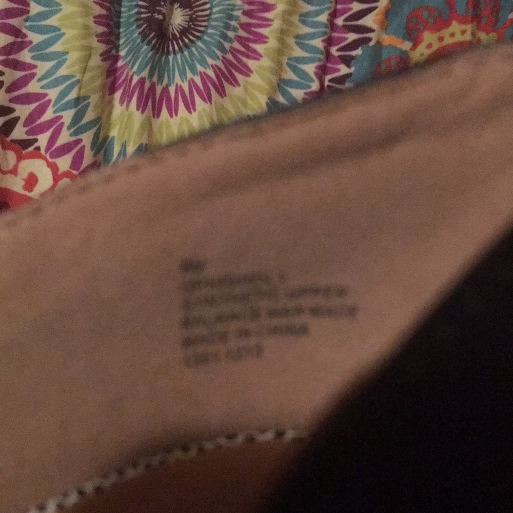 Heels - Picture 4 of 4